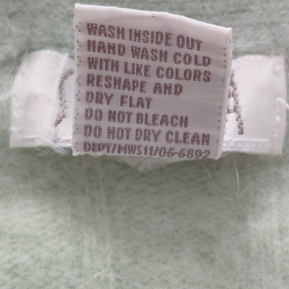 Vintage 80's Rabbit Hair And Lambswool Mint Green Pearl Button Front Cardigan - Picture 4 of 5